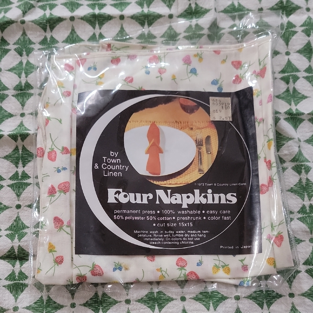 Vintage Town & Country Linen Floral Napkins